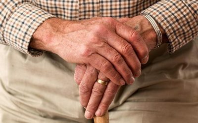 Depresja u osób starszych – jak możesz pomóc jako opiekunka?