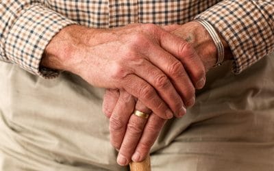 Jak rozmawiać z seniorami o ich potrzebach i ograniczeniach?
