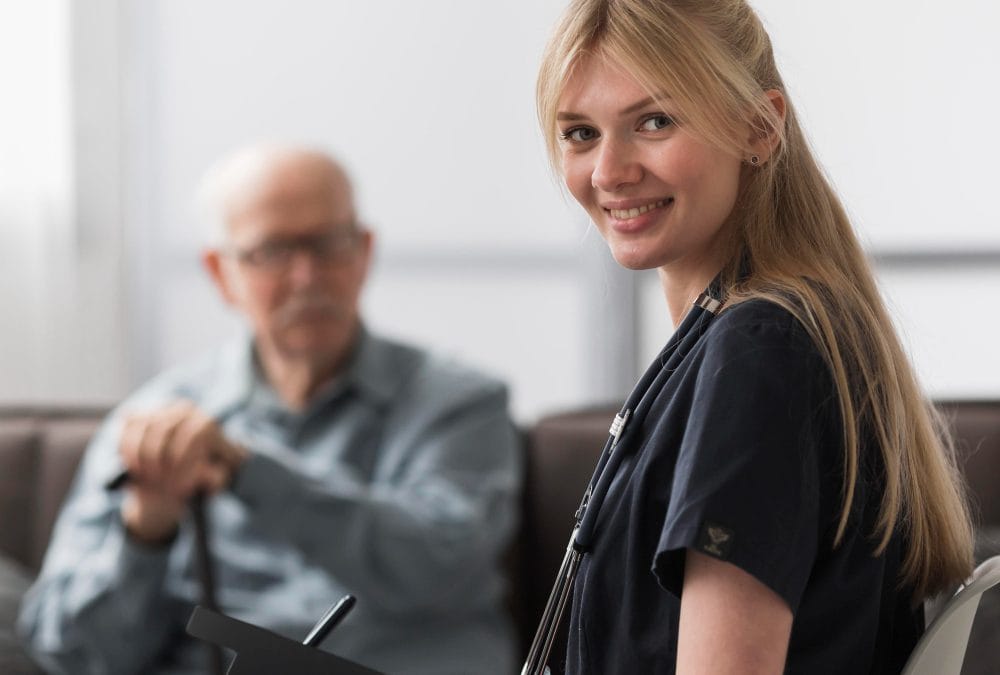 Jakie korzyści przynosi opieka domowa dla zdrowia psychicznego seniorów?